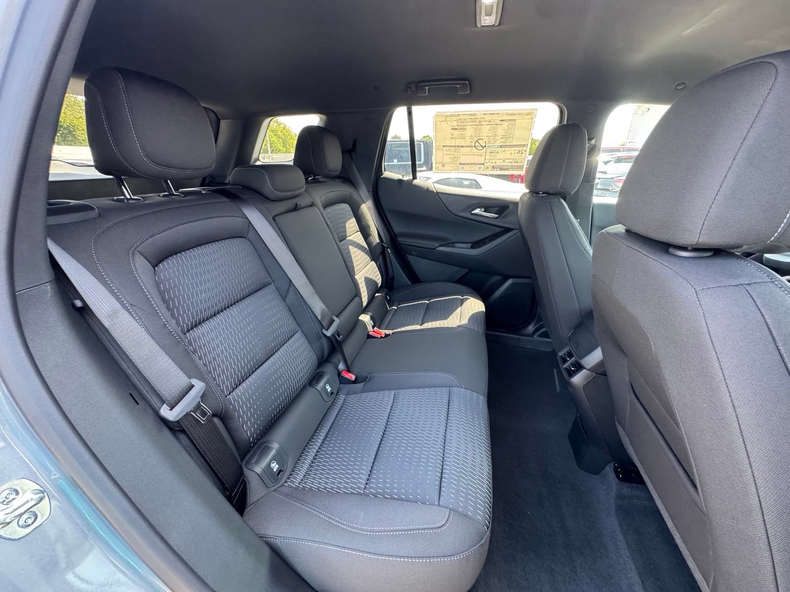 New 2027 Chevrolet Equinox LT AWD/4WD image 30