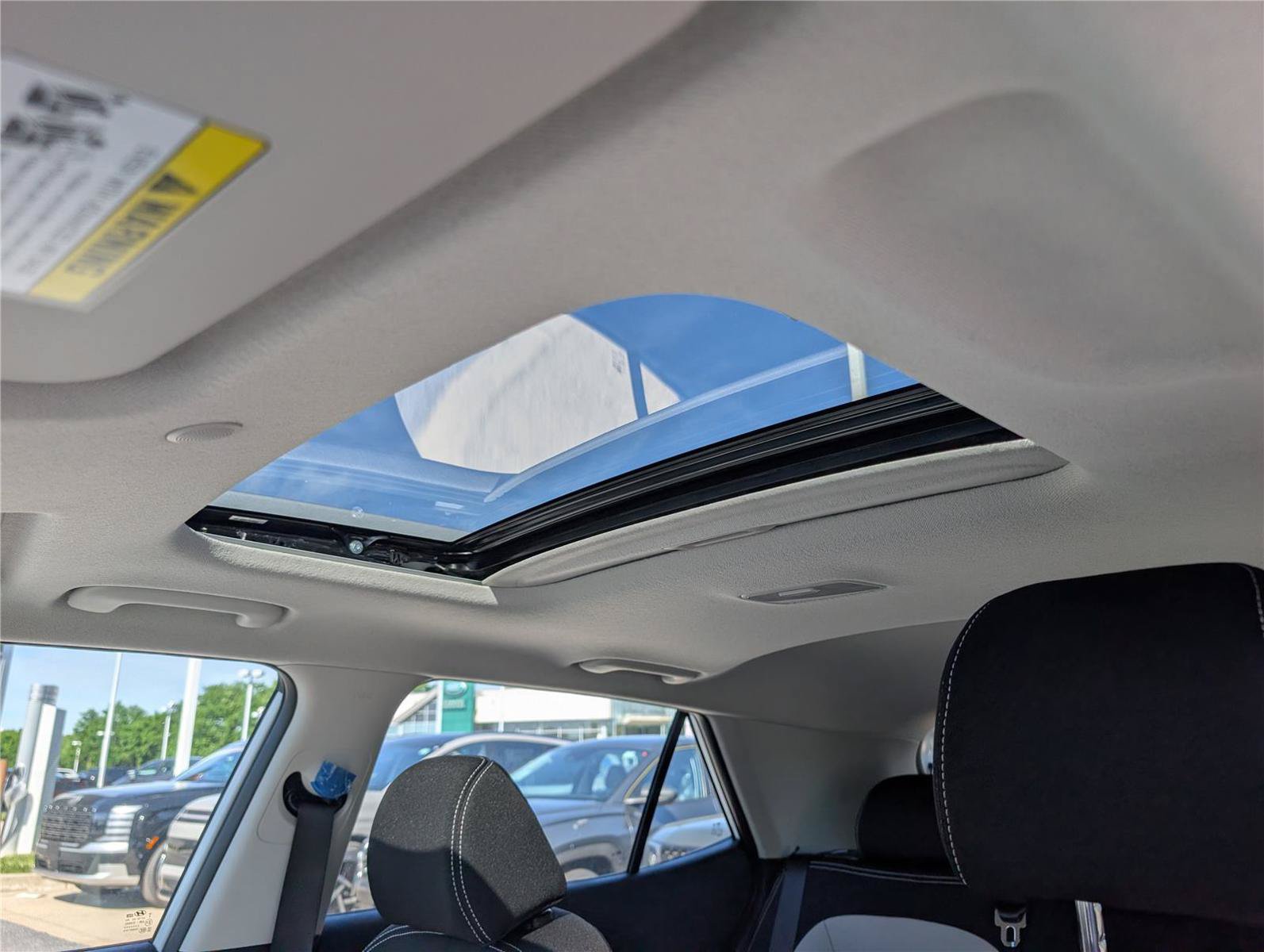 New 2026 Hyundai Venue SEL FWD image 25