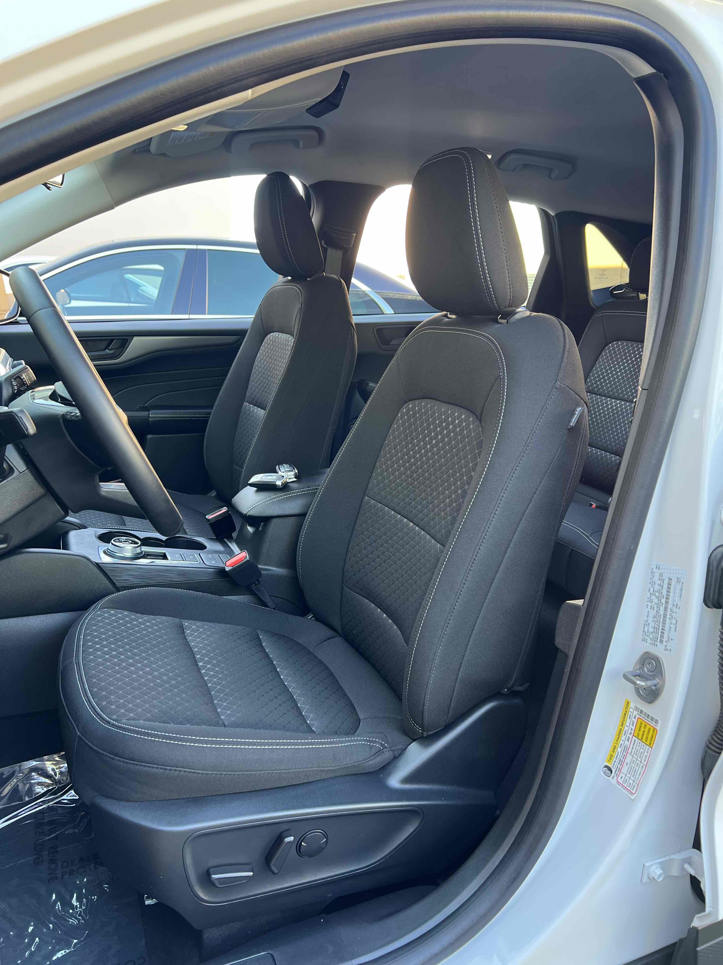 Used 2024 Ford Escape Active image 37