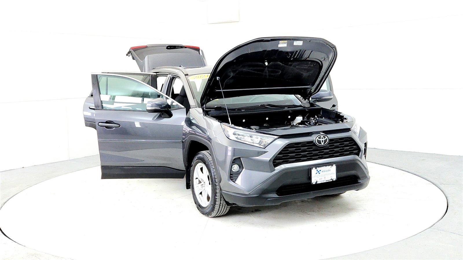 Certified 2021 Toyota RAV4 XLE w/ Convenience Package image 9