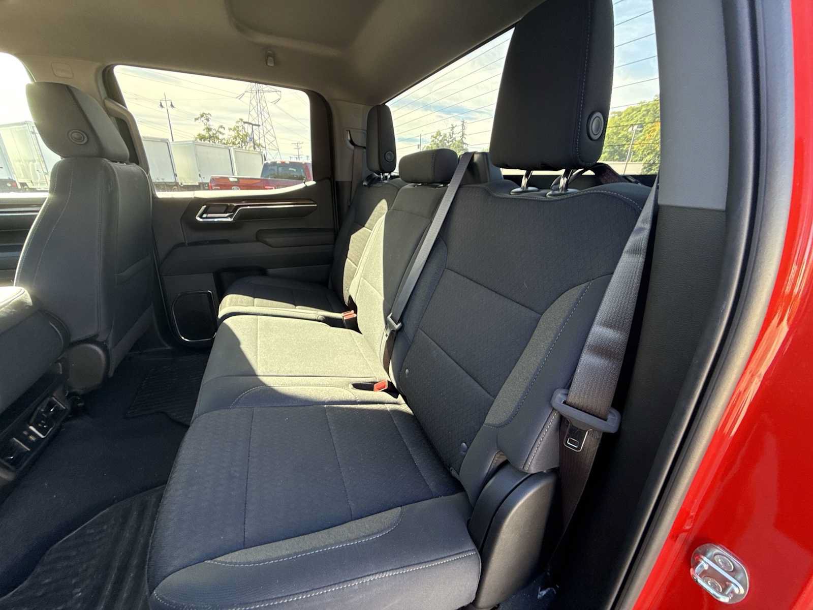 Certified 2024 Chevrolet Silverado 1500 LT AWD/4WD image 23
