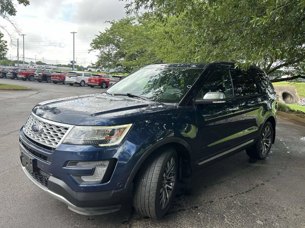 Used 2017 Ford Explorer Platinum AWD/4WD image 5