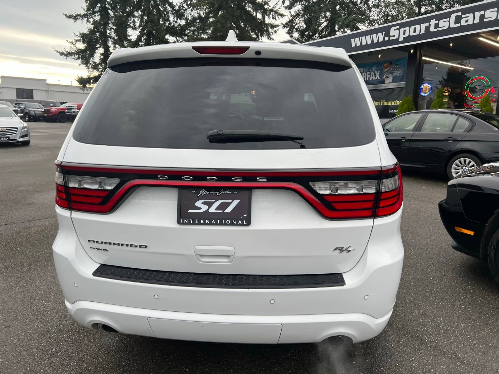 Used 2017 Dodge Durango R/T w/ Technology Group image 8