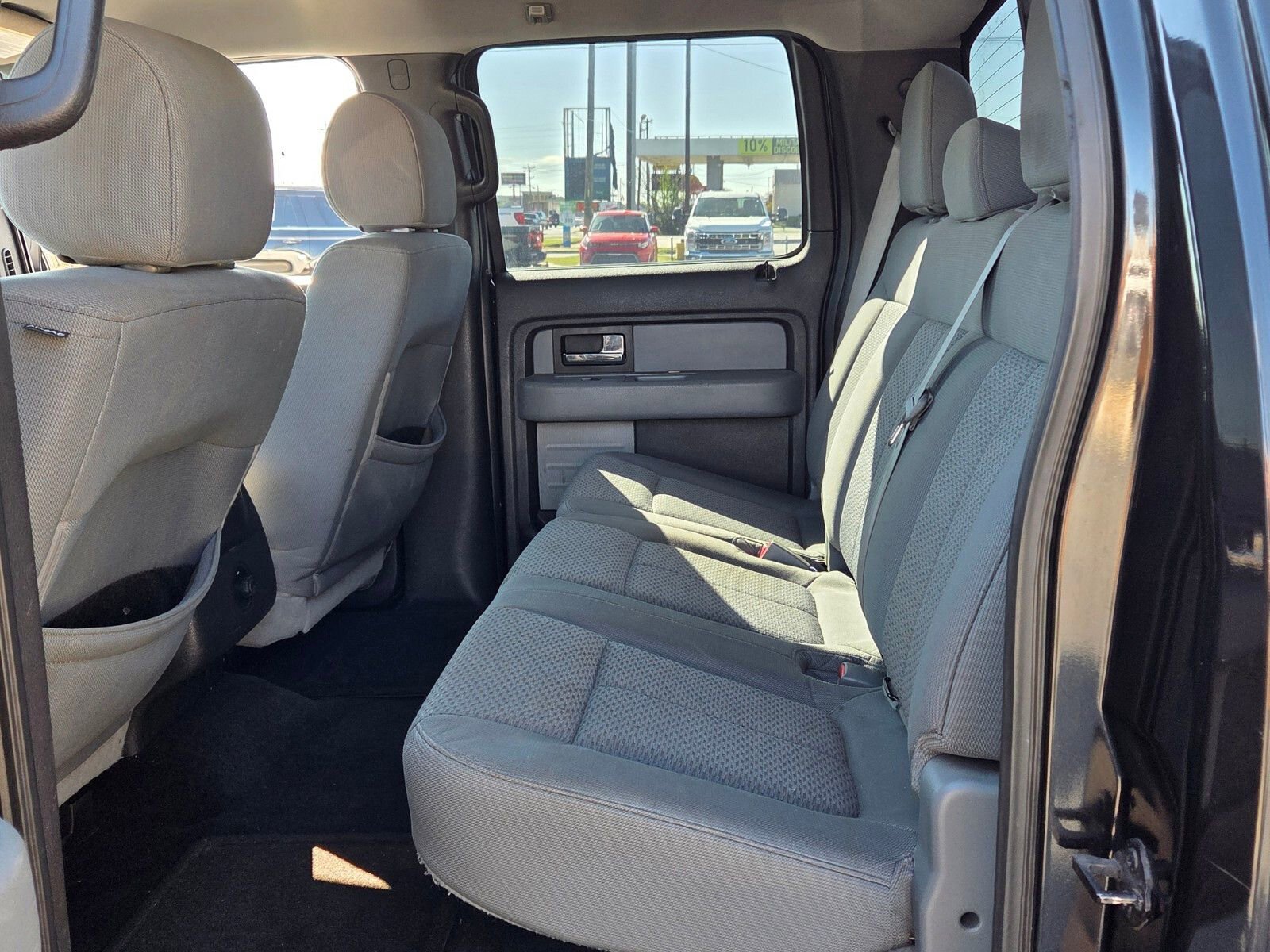 Used 2013 Ford F150 XLT w/ Luxury Equipment Group image 6