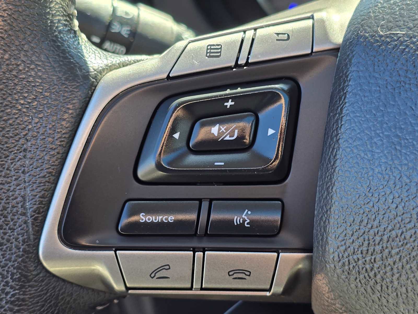 Used 2016 Subaru Forester 2.5i Limited AWD/4WD image 35