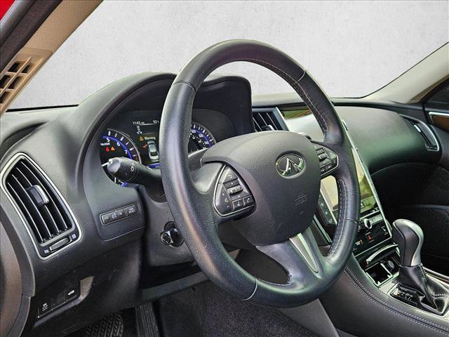 Used 2015 INFINITI Q50 Premium w/ Technology Package RWD image 9