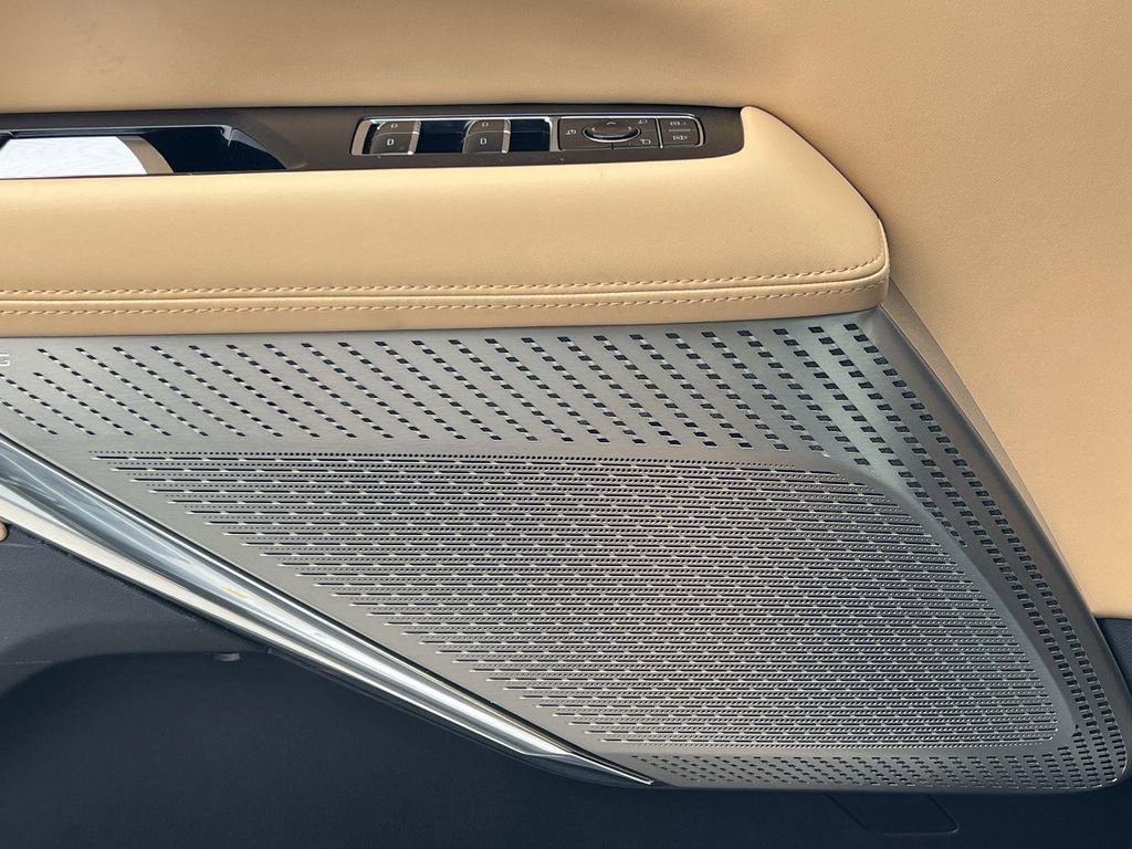 New 2025 Cadillac Escalade IQ Luxury 2 image 24