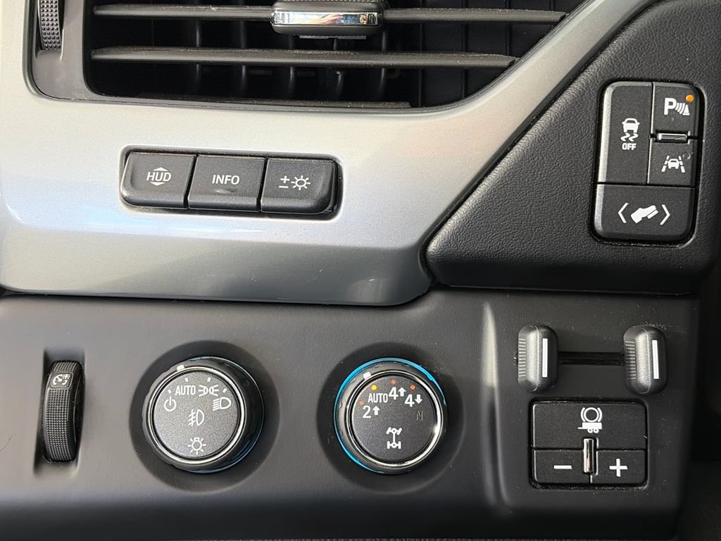 Used 2019 Chevrolet Tahoe Premier AWD/4WD image 24
