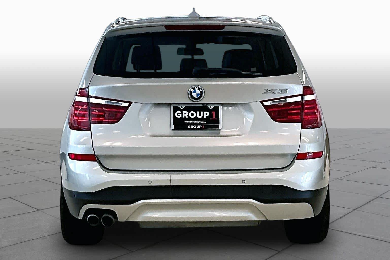 Used 2016 BMW X3 sDrive28i RWD image 4