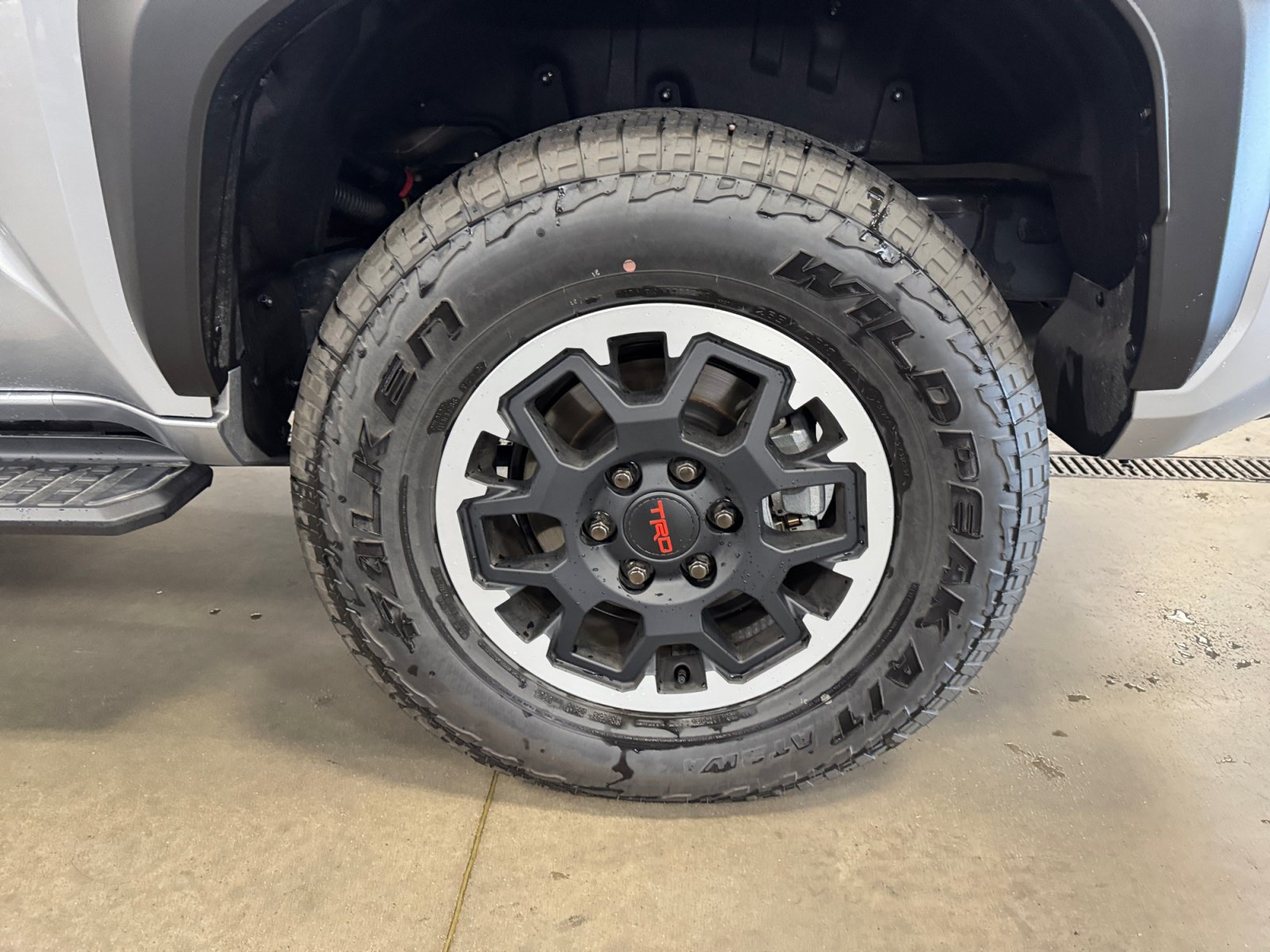 Certified 2026 Toyota 4Runner TRD Off-Road Premium AWD/4WD image 26