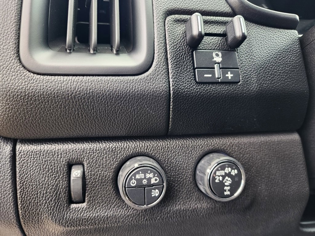 Used 2019 Chevrolet Colorado ZR2 image 12