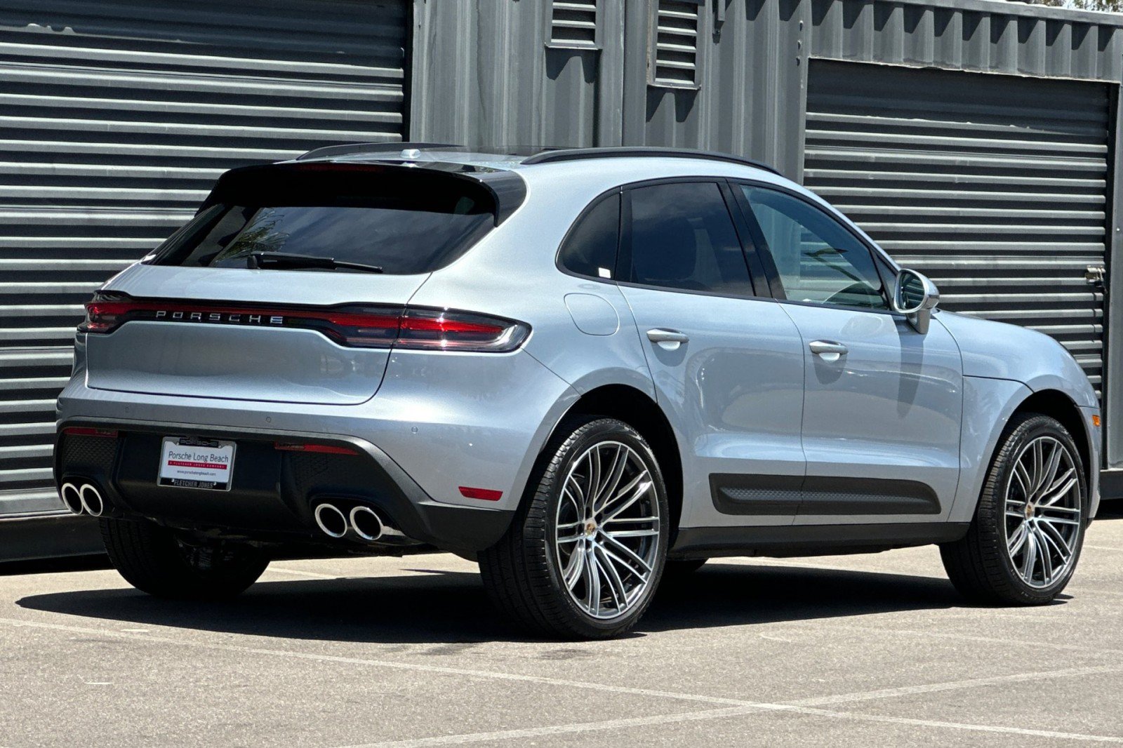 Used 2026 Porsche Macan AWD/4WD image 8