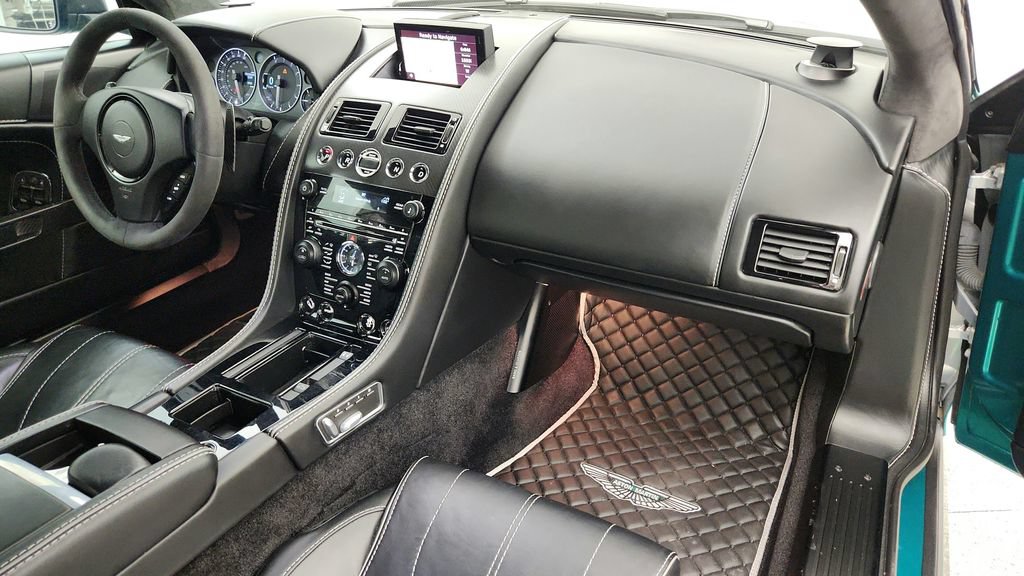 Used 2015 Aston Martin DB9 Coupe RWD image 67