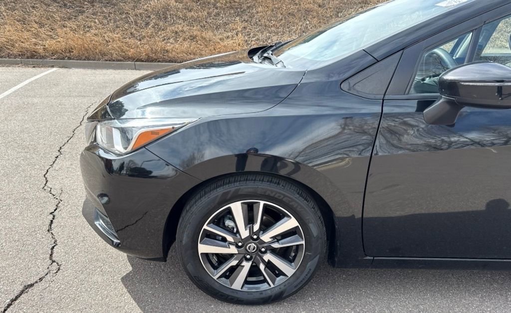 Used 2021 Nissan Versa SV image 25