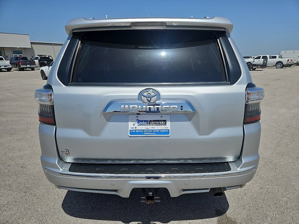 Used 2022 Toyota 4Runner Limited AWD/4WD image 6