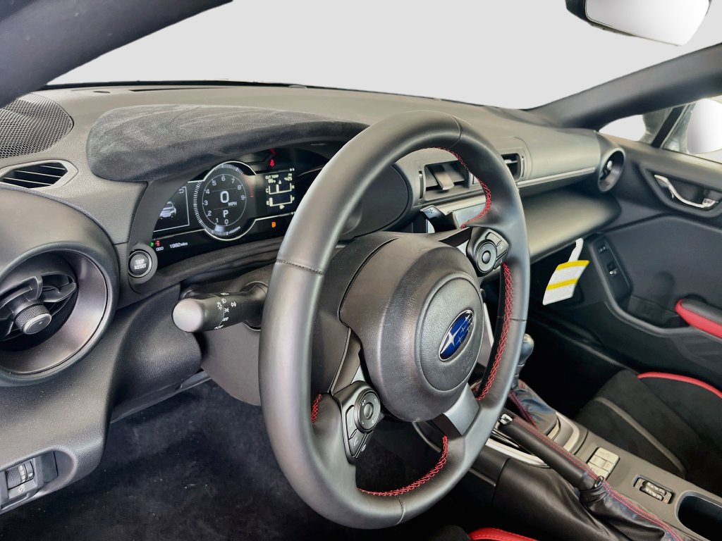 Used 2025 Subaru BRZ Limited RWD image 9
