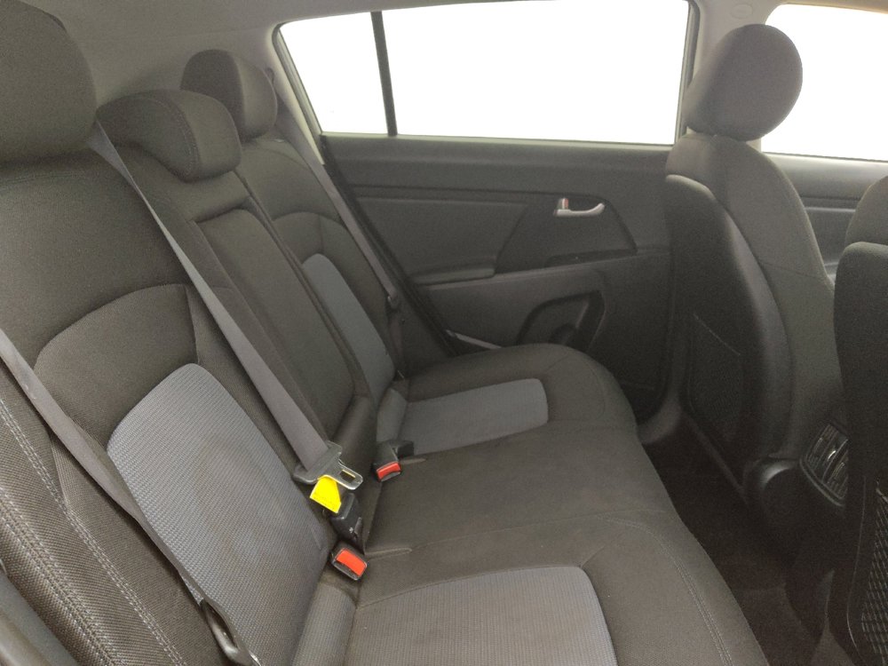 Used 2016 Kia Sportage LX image 19