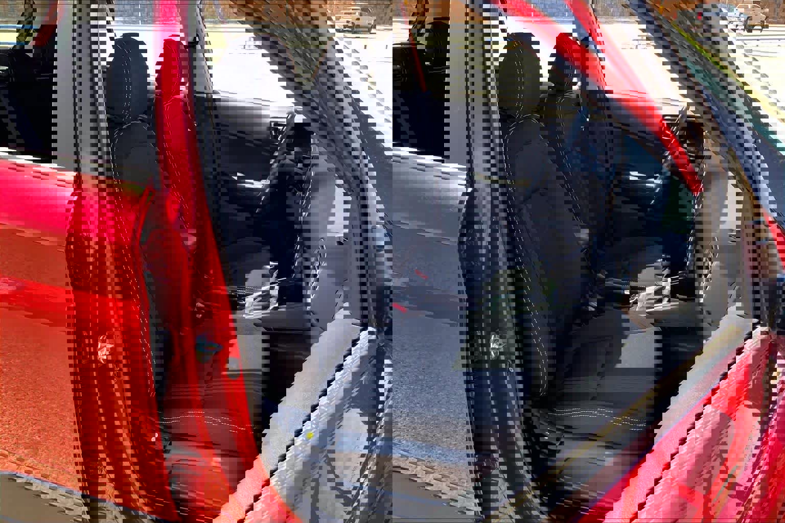 Used 2025 Hyundai Venue SEL FWD image 9