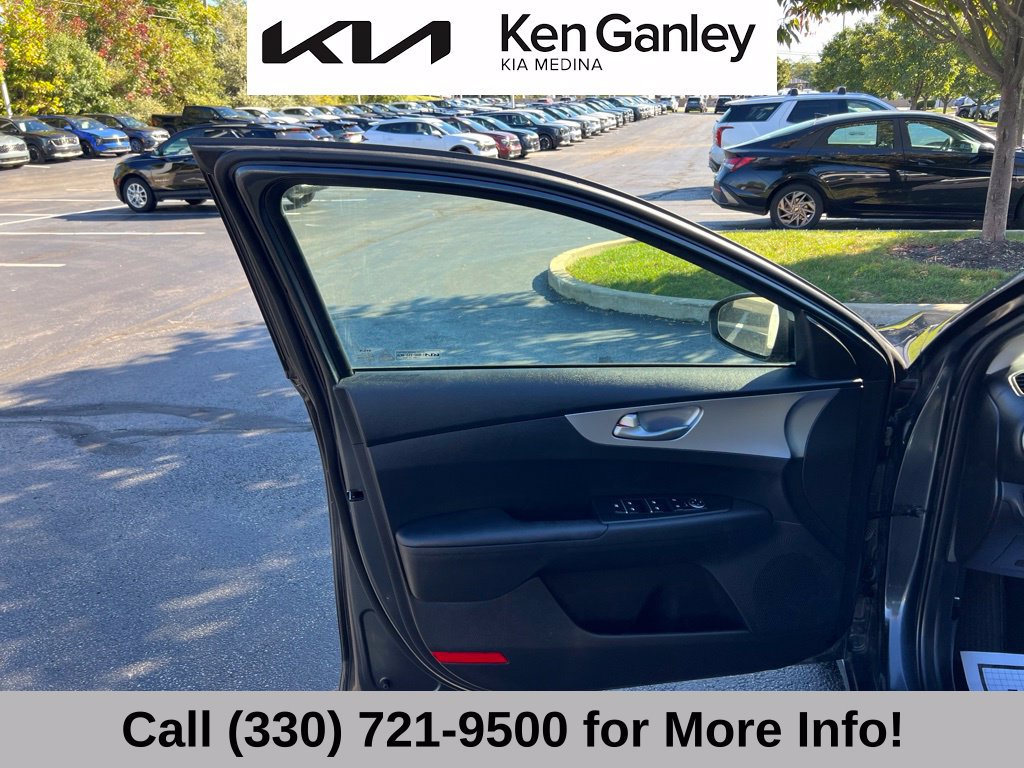 Certified 2022 Kia Forte LXS FWD image 24