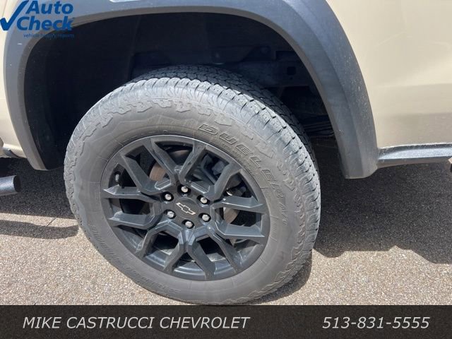 Used 2023 Chevrolet Colorado Trail Boss w/ LPO, Dark Essentials Package AWD/4WD image 4
