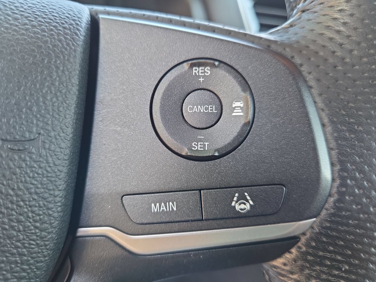 Used 2023 Honda Passport EX-L image 33