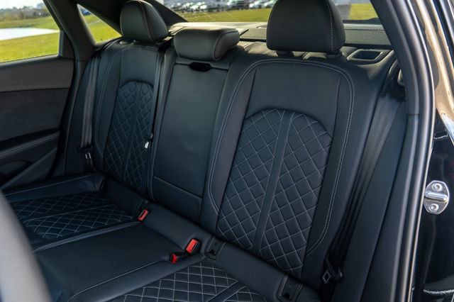 Used 2023 Audi S4 Prestige image 16