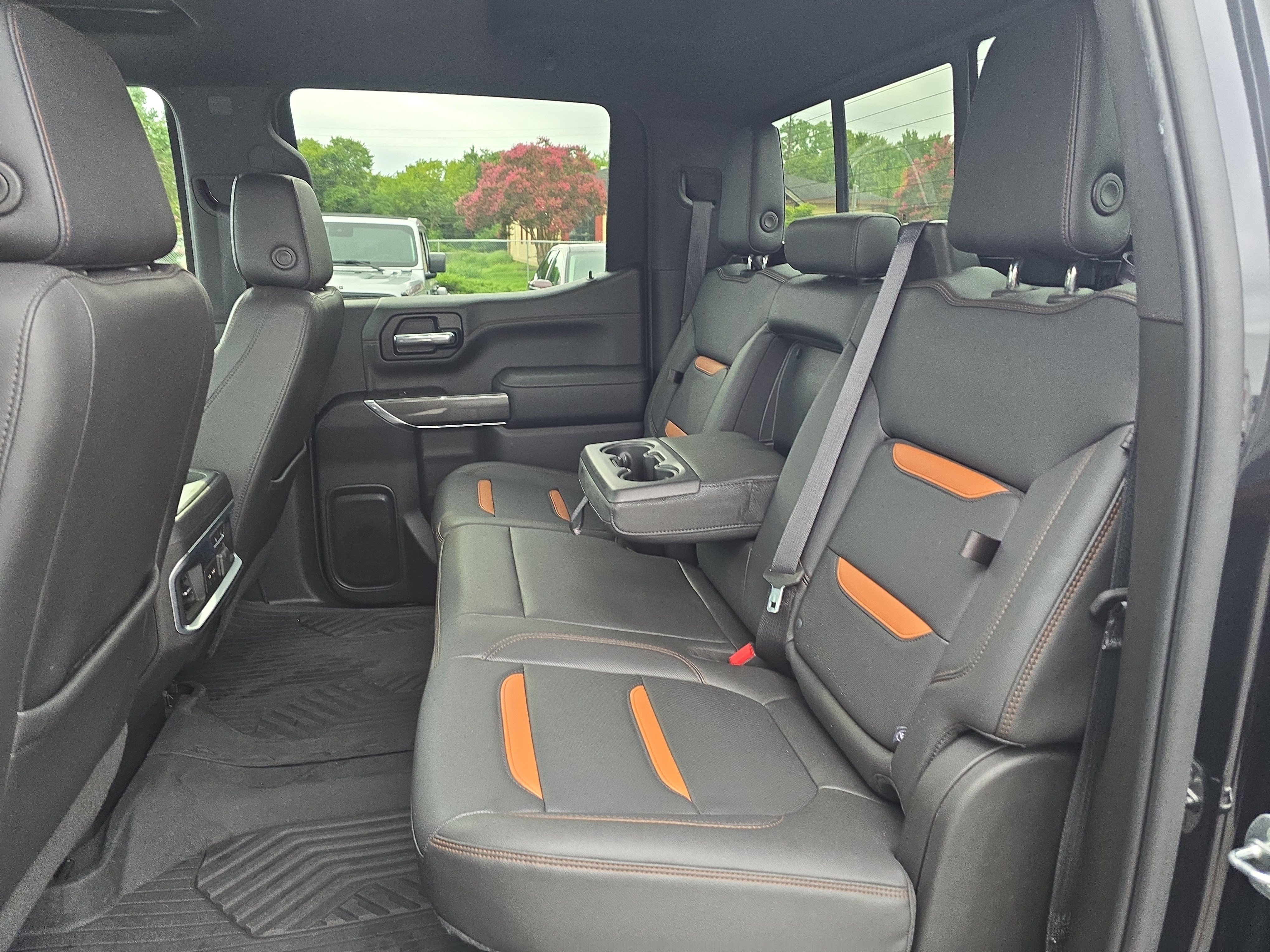 Used 2021 GMC Sierra 1500 AT4 w/ AT4 Value Package AWD/4WD image 15