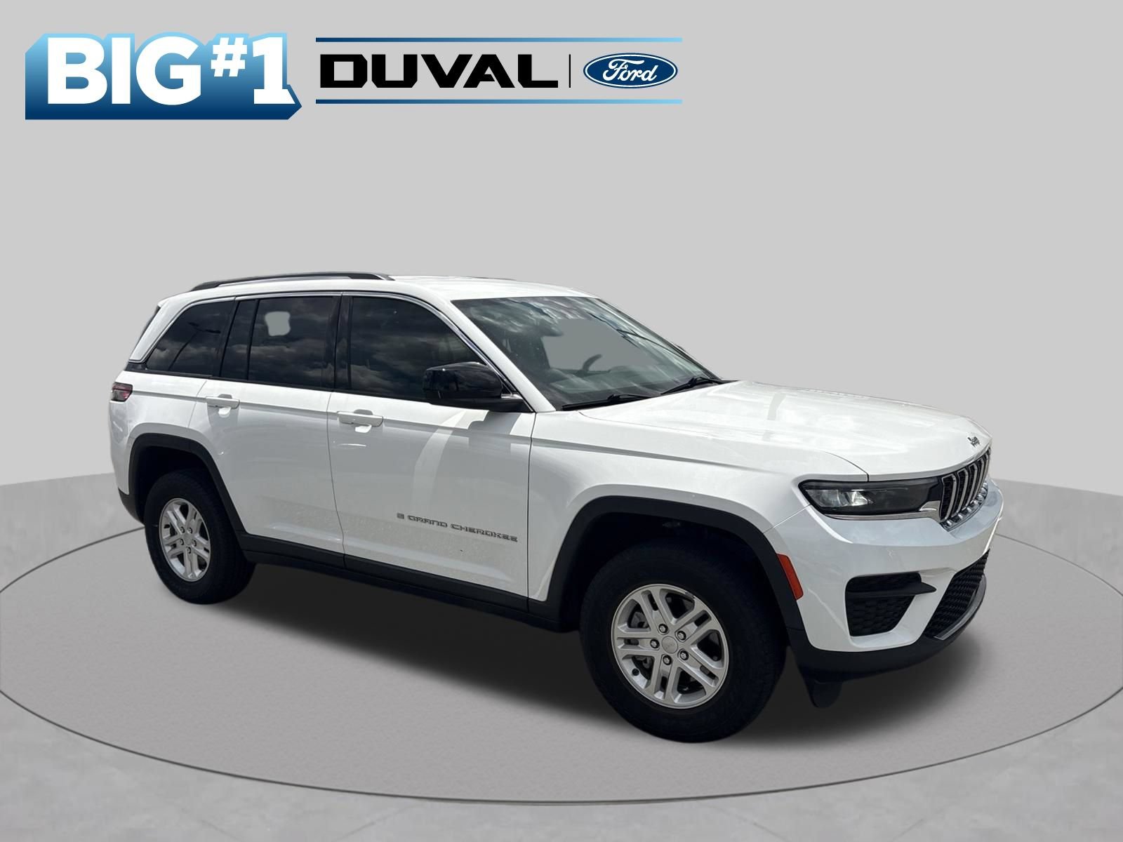 Used 2023 Jeep Grand Cherokee Laredo
