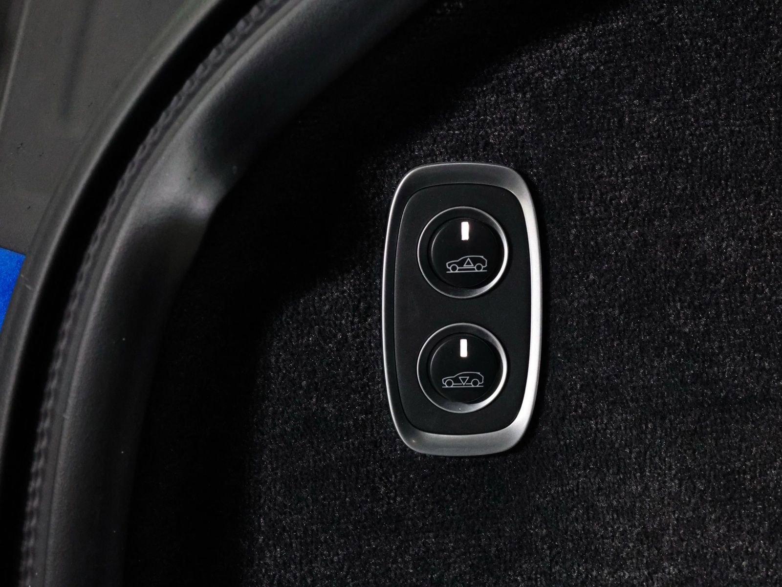Used 2025 Aston Martin DBX 707 AWD/4WD image 48