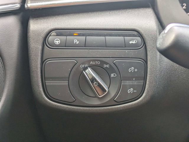 Used 2023 INFINITI QX50 Luxe image 25