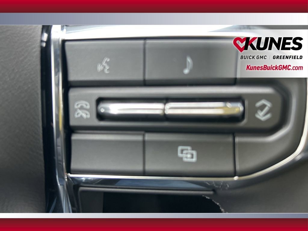 New 2026 GMC Canyon Elevation w/ Convenience Package image 30