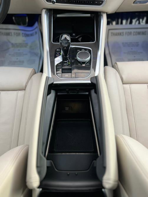 Used 2020 BMW X6 M50i w/ Premium Package image 16