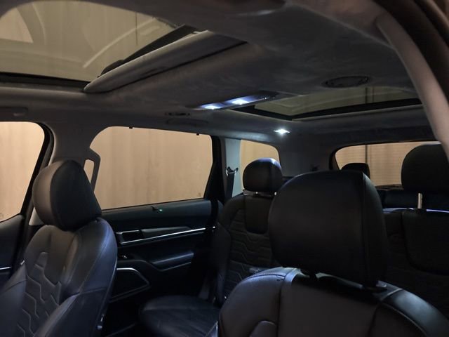 Certified 2022 Kia Telluride SX w/ SX Prestige Package image 23
