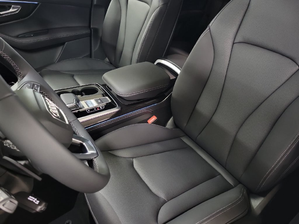 New 2026 Audi Q7 2.0T Premium Plus AWD/4WD image 9
