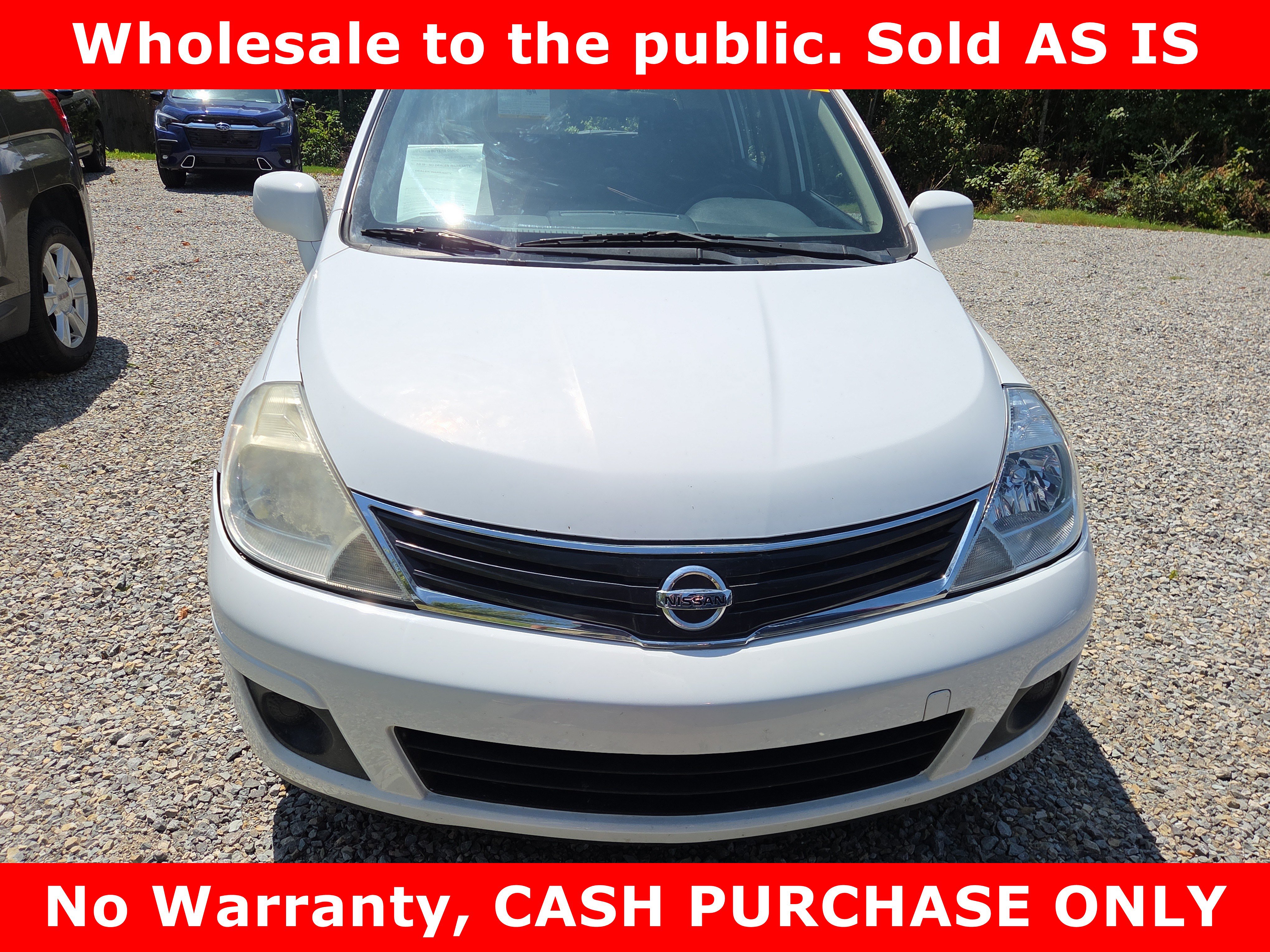 Used 2011 Nissan Versa 1.8 S FWD image 3