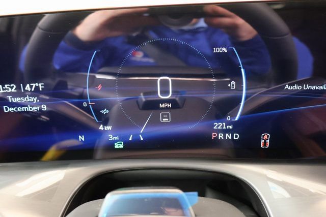 New 2026 Cadillac Vistiq Platinum image 15