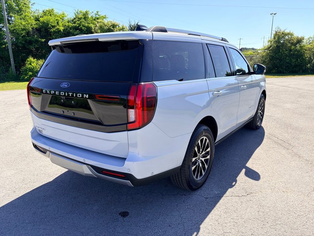 Certified 2025 Ford Expedition Platinum AWD/4WD image 3
