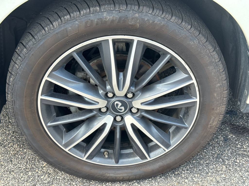 Used 2018 INFINITI QX60 FWD w/ Deluxe Technology Package image 8