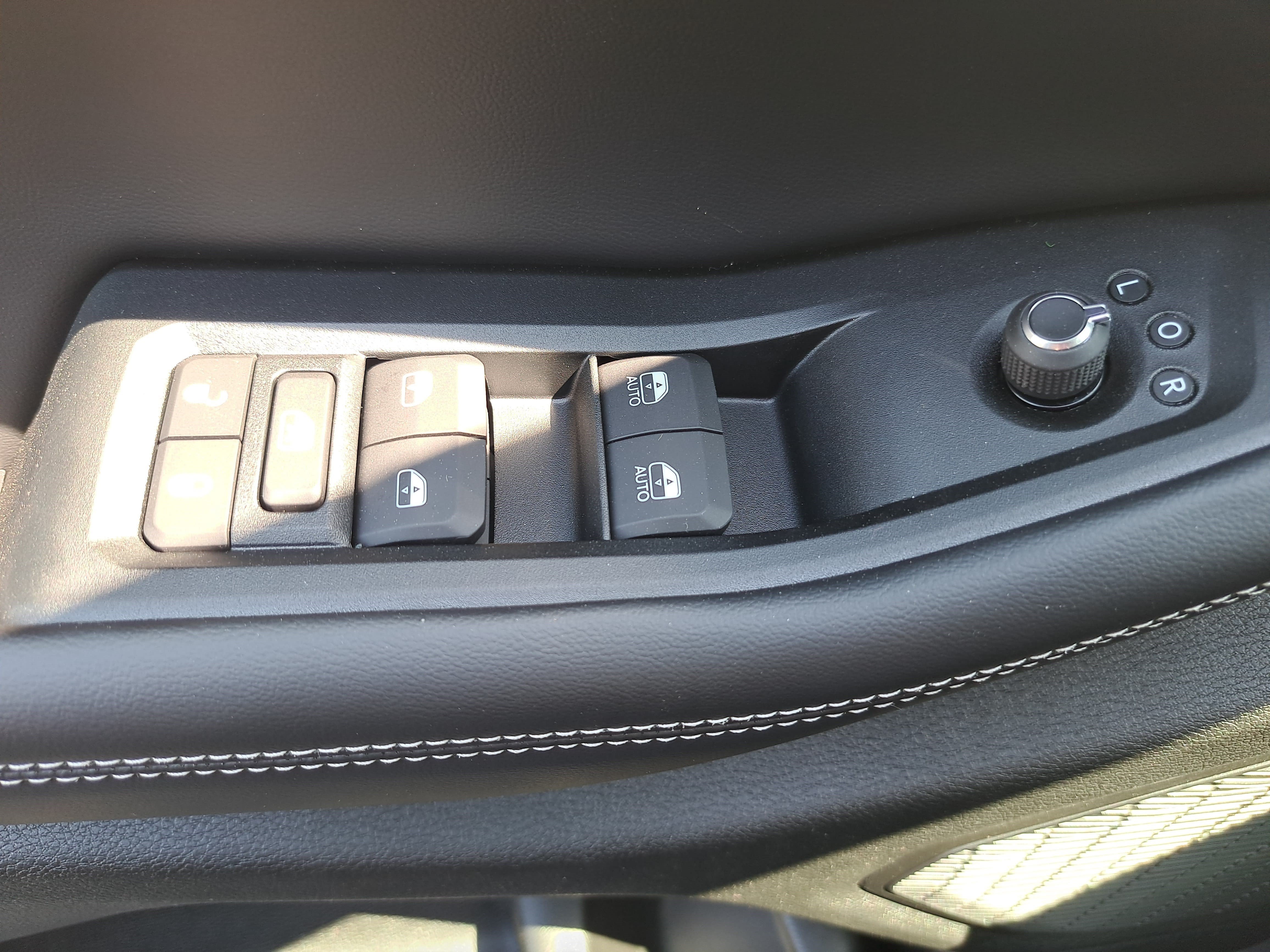 New 2026 Jeep Grand Cherokee Laredo X AWD/4WD image 26