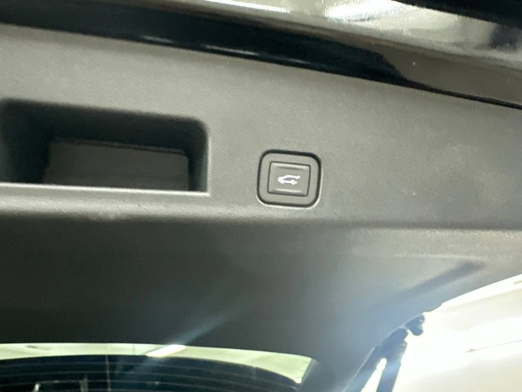 New 2026 GMC Acadia Elevation w/ Black Edition AWD/4WD image 31