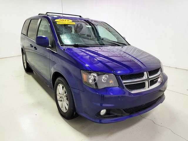 Used 2019 Dodge Grand Caravan SXT w/ Rear Park Assist Package image 11