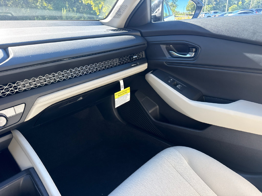 Certified 2026 Honda Accord SE image 17