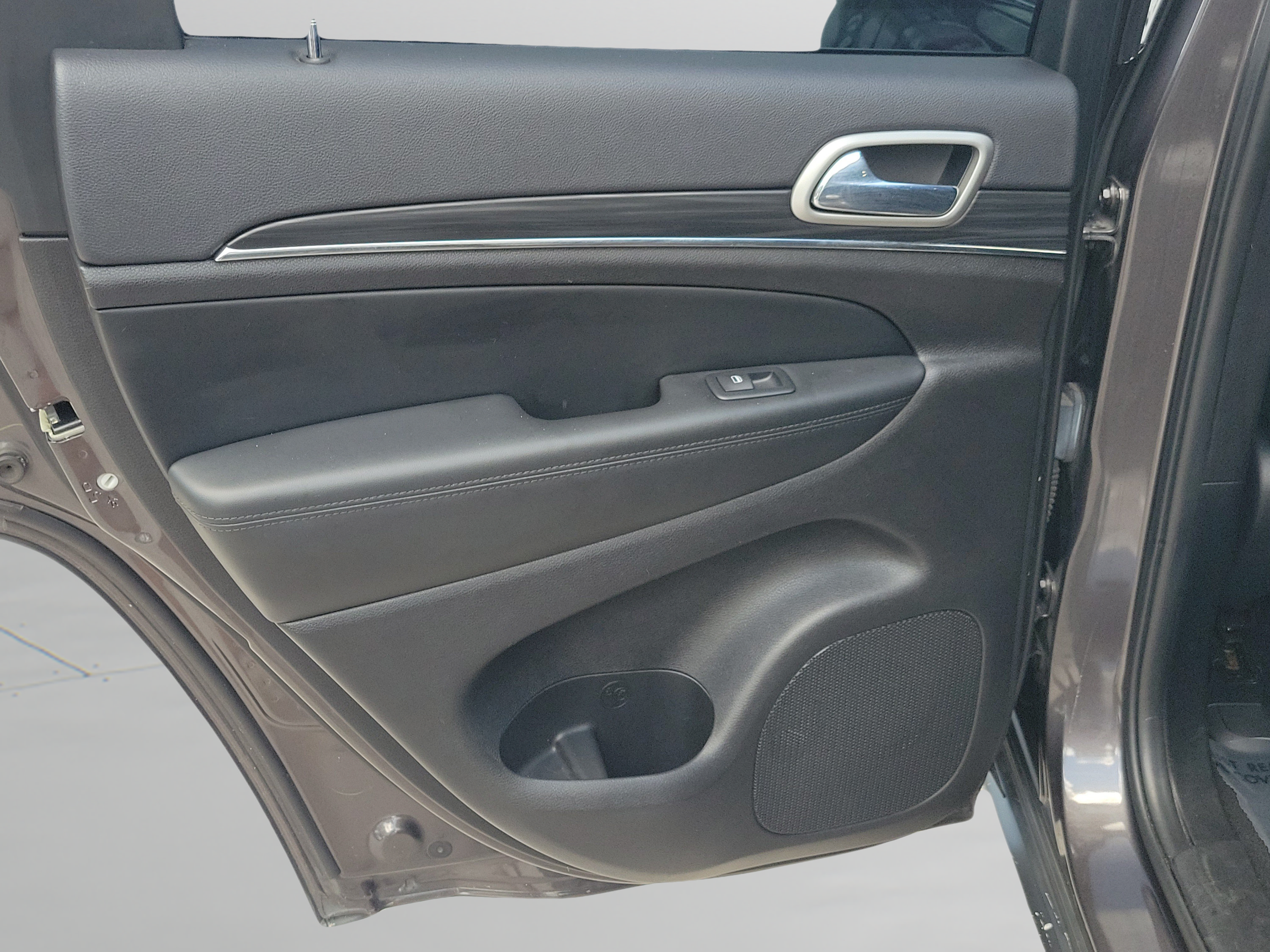 Used 2021 Jeep Grand Cherokee Limited w/ Luxury Group II RWD image 7