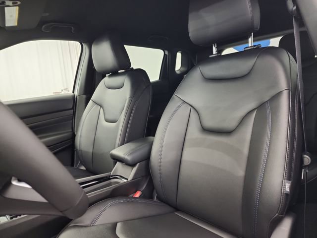 New 2026 Jeep Compass Limited AWD/4WD image 30