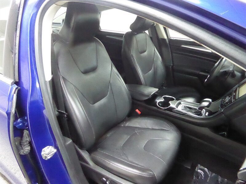 Used 2015 Ford Fusion Titanium AWD/4WD image 22