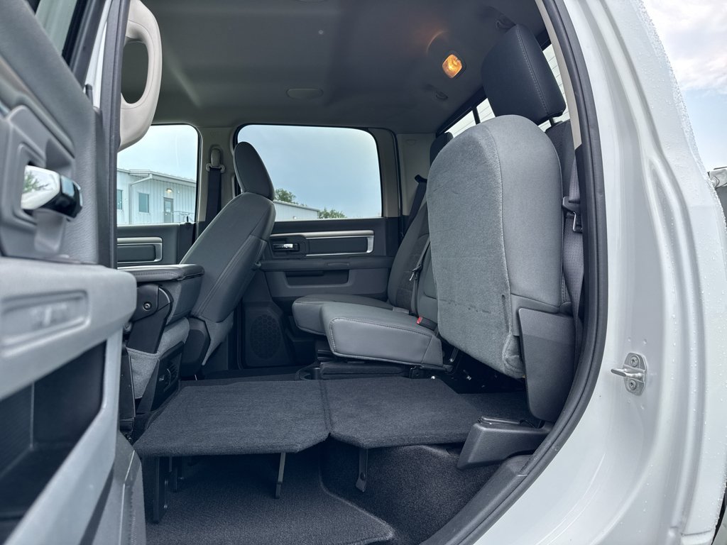 Used 2015 RAM 3500 Big Horn AWD/4WD image 12