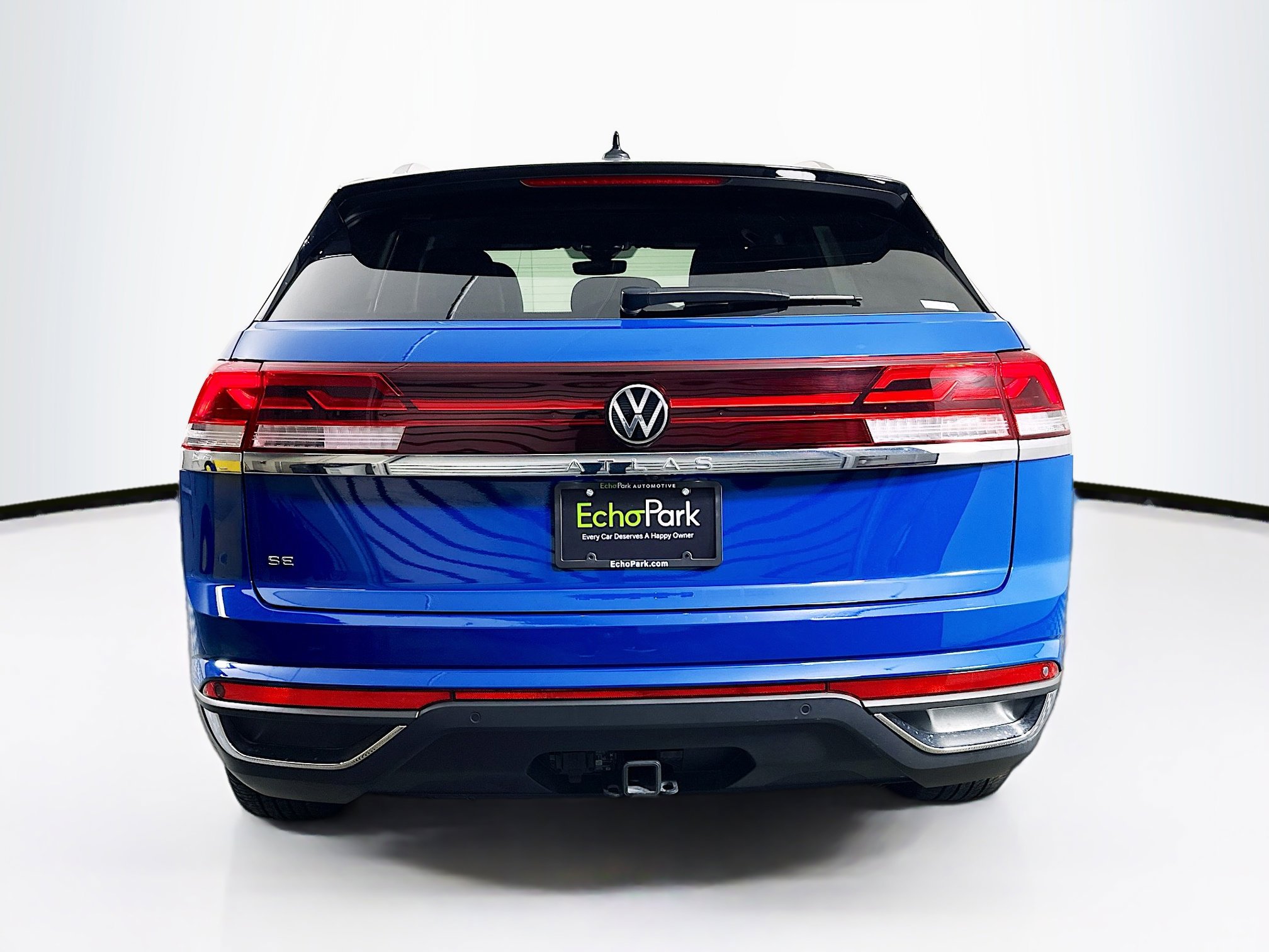 Used 2025 Volkswagen Atlas Cross Sport SE image 7