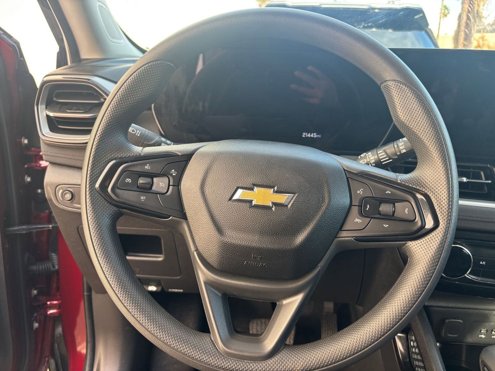 Used 2025 Chevrolet TrailBlazer LT image 28