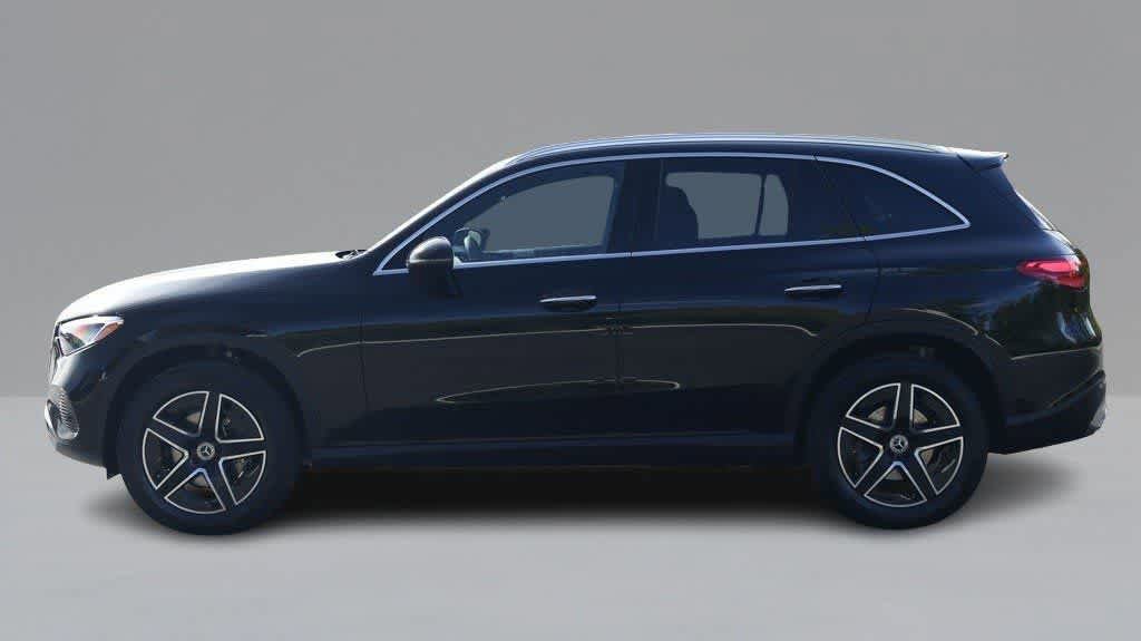 Used 2026 Mercedes-Benz GLC 300 4MATIC image 8