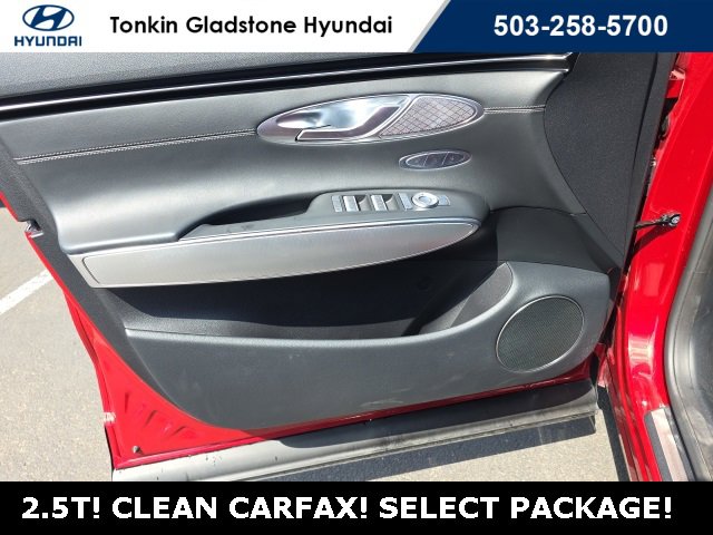 Used 2023 Genesis GV70 2.5T w/ Select Package image 8